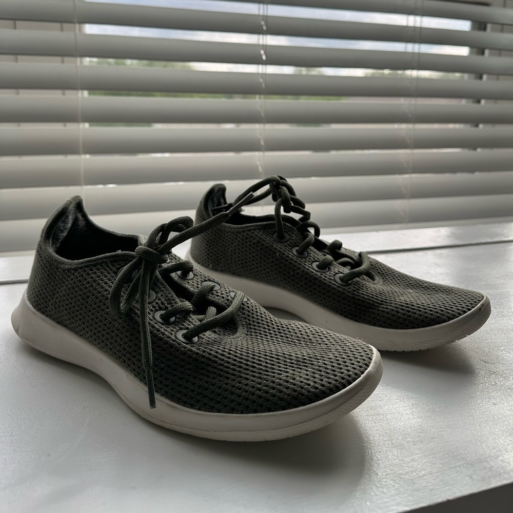 Olive green all birds size 8